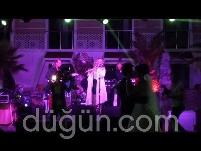 Nurzat & Esra Orkestrası