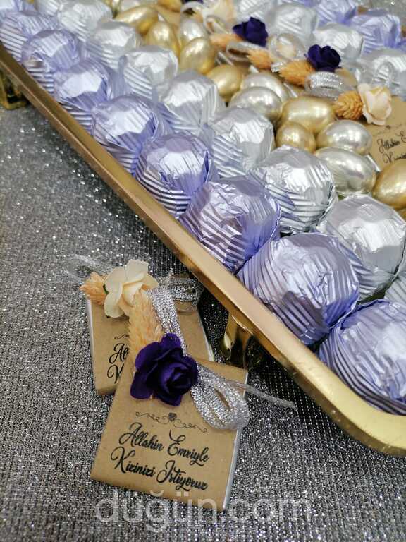 Kınalı Çikolata Evi