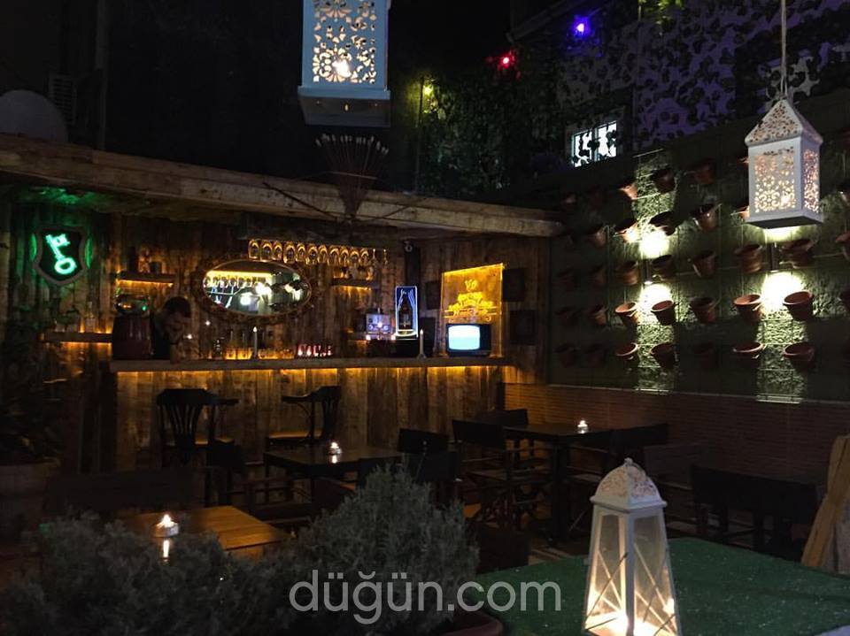 Aşikar Food Drink Music