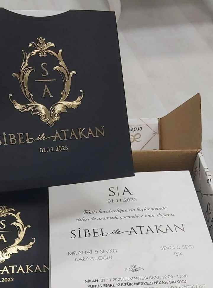 DB-30-25 Altın Varaklı Nikah Davetiye