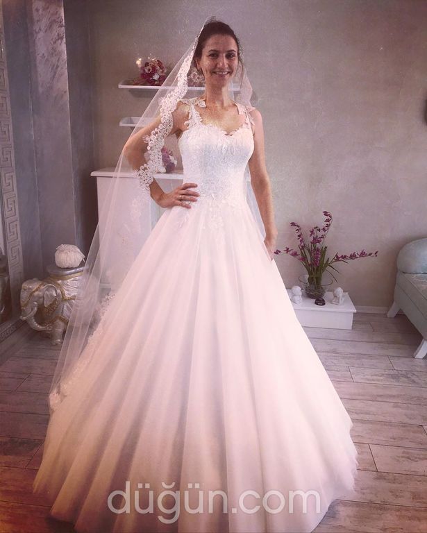 Işılay Aşık Moda