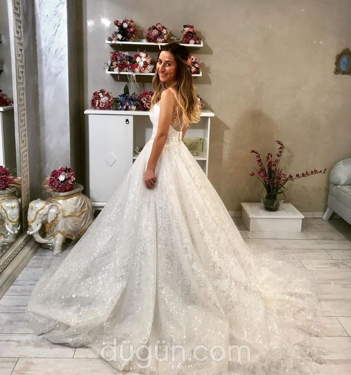 Işılay Aşık Moda