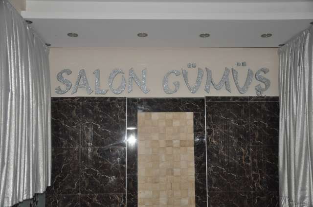 Zariflere Davet Salon Gümüş