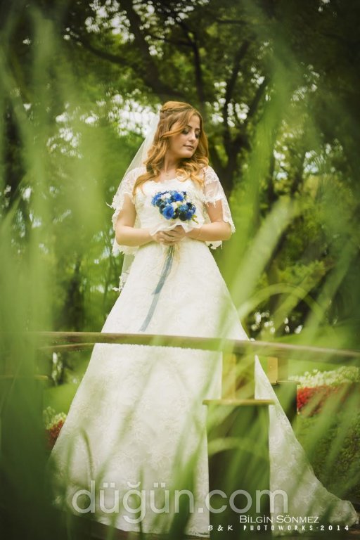B & K PhotoWorks - 153947