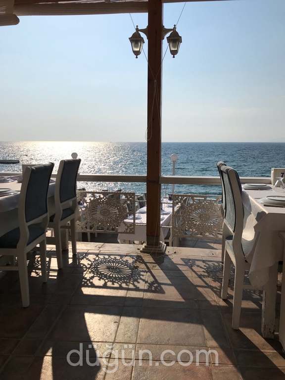 Tarihi Çınar Balık Restaurant