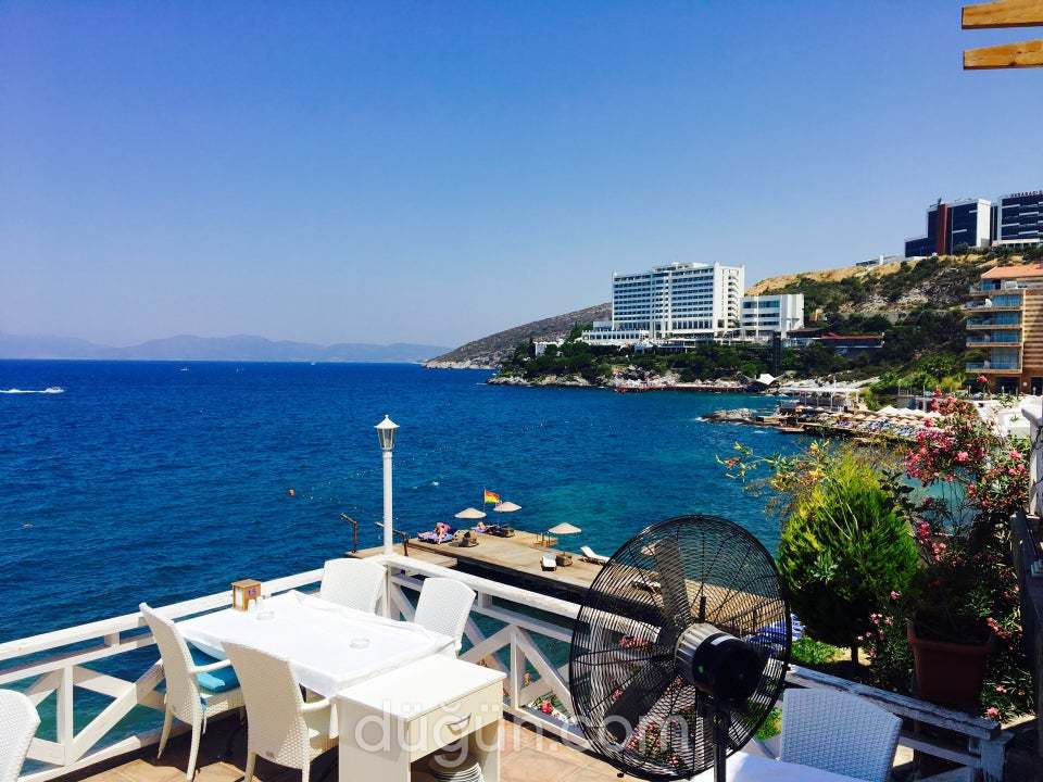 Tarihi Çınar Balık Restaurant