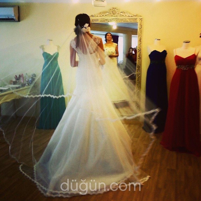 Gülşen Uz Gelinlik