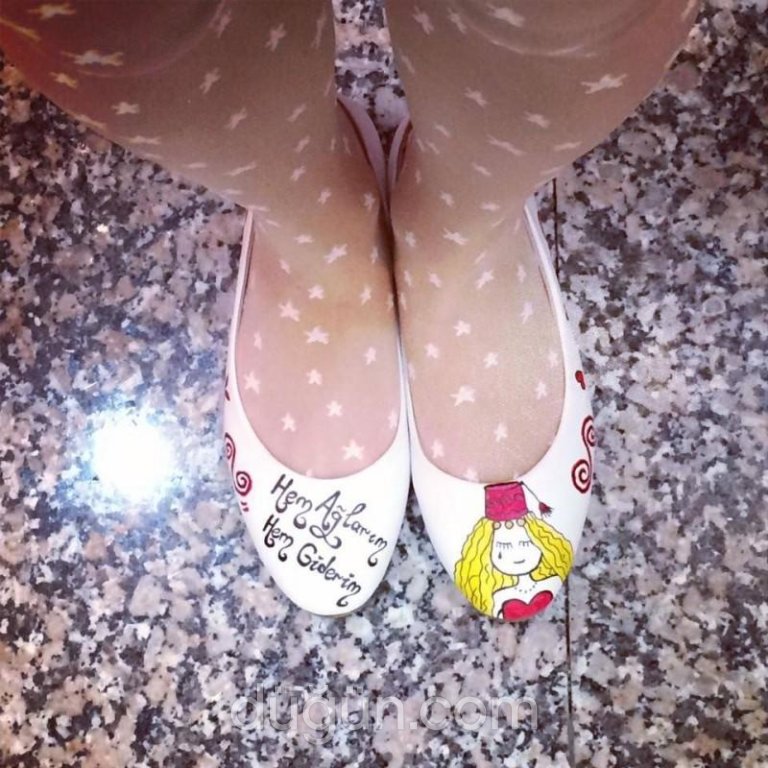 Ez Ayakkabı Diyarı