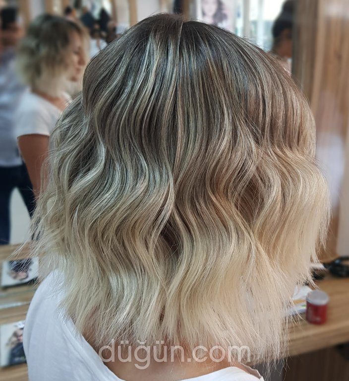 Ahmet Çelik Saç Tasarım