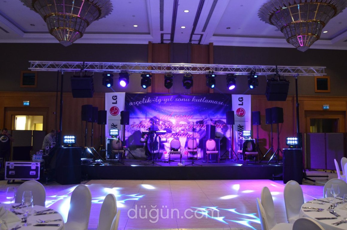 Zafer Ulusoy ve Yeditepe Orkestrası