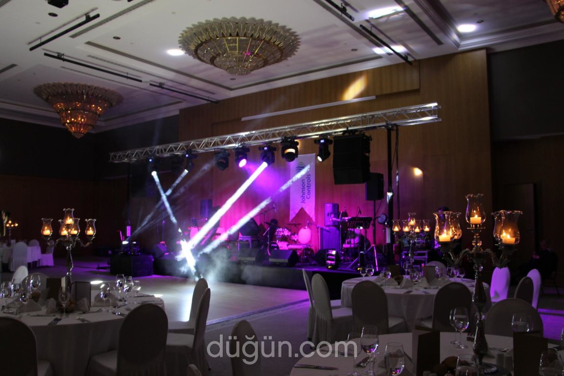 Zafer Ulusoy ve Yeditepe Orkestrası