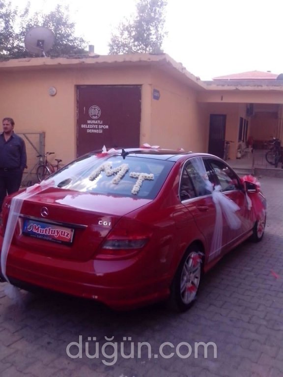 Bade Su Çiçek Dünyası