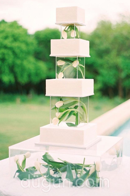 İhtişamlı Düğün Pastası