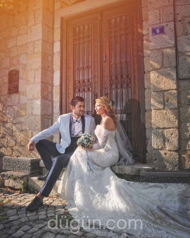 Stüdyo Anıt Menemen