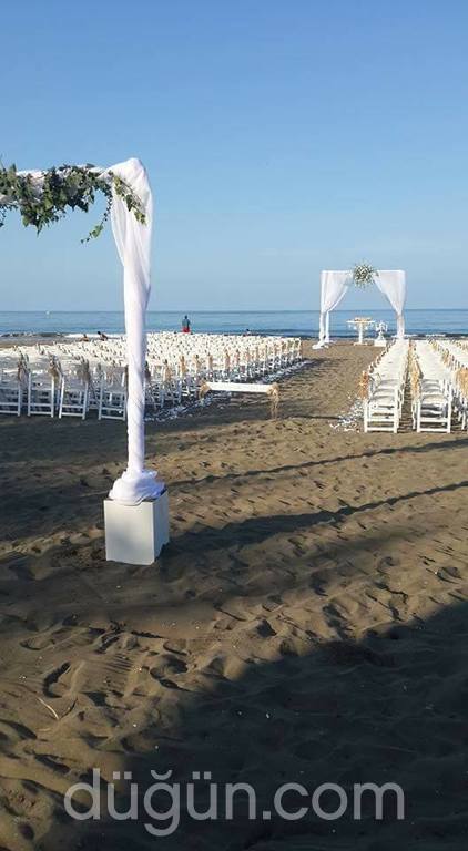 Kaşüstü Restaurant & Cafe