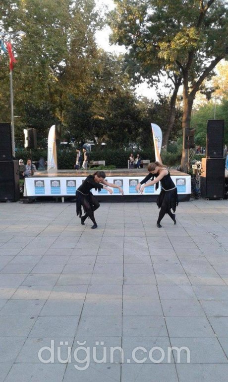 Gülen Andak ve Ahmet Güvenç Dans Kursu