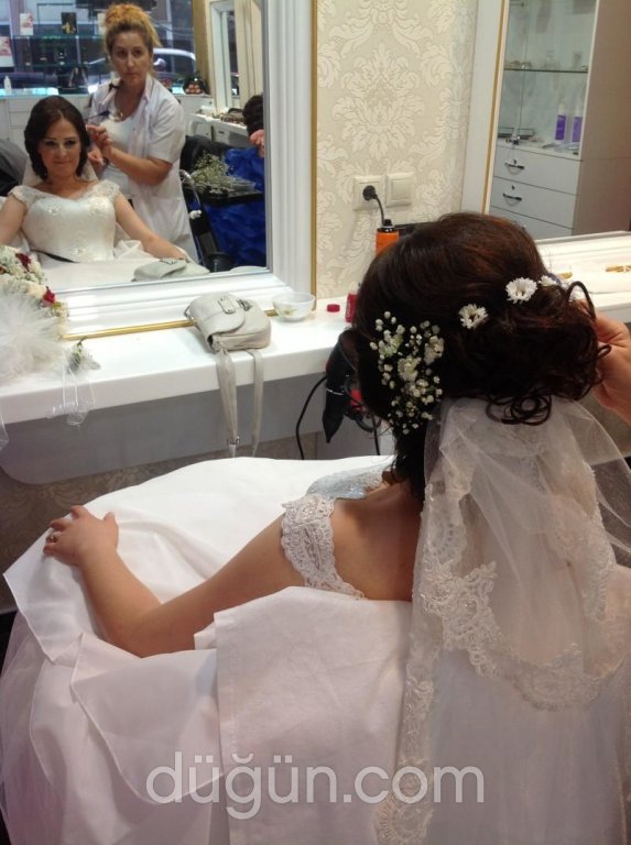 Binnaz Güler Saç Tasarım