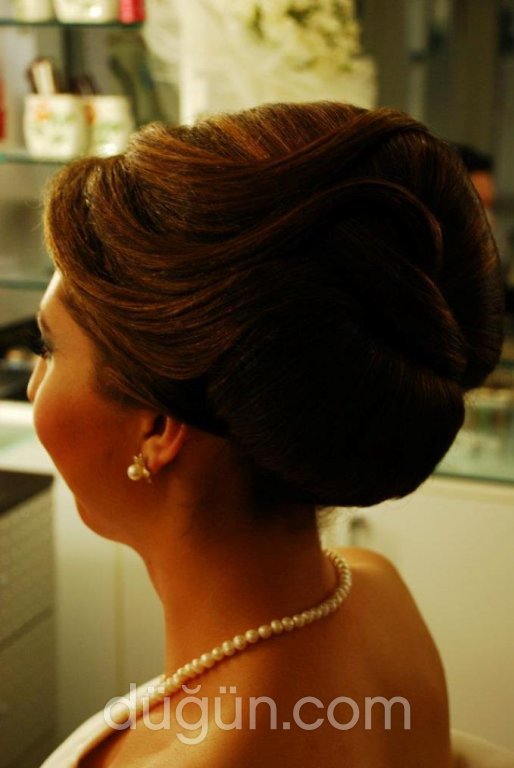 Binnaz Güler Saç Tasarım