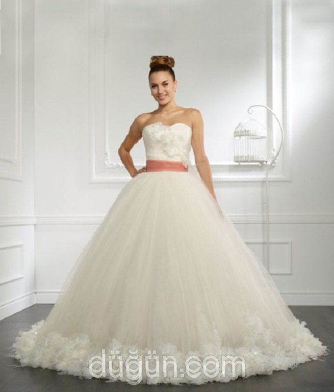 Aysshe Moda 9 Prenses kesim Straplez Romantik gelinlik - 1