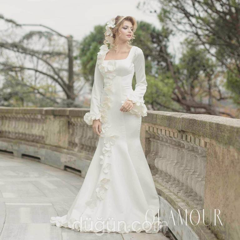 Glamour Bridal 52 Balık kesim Kare yaka Sade gelinlik