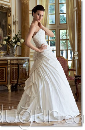 Çan Etekli Gelinlik