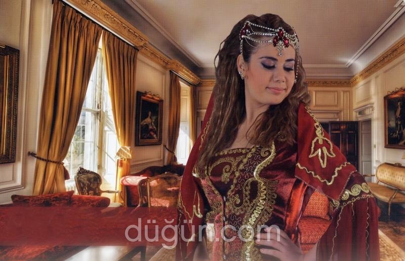 Çiğdem Bindallı ve Kına Malzemeleri