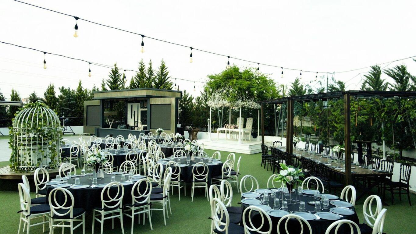 Ewet'de Balo ve Nikah Salonu