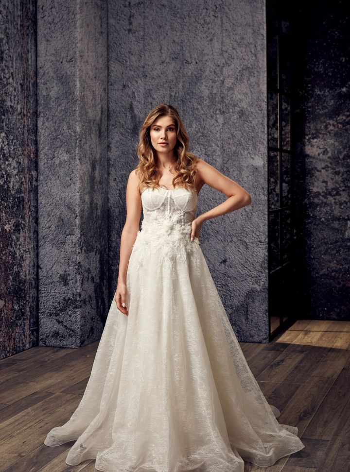 RB-38 A Kesim Bohem Straplez Gelinlik