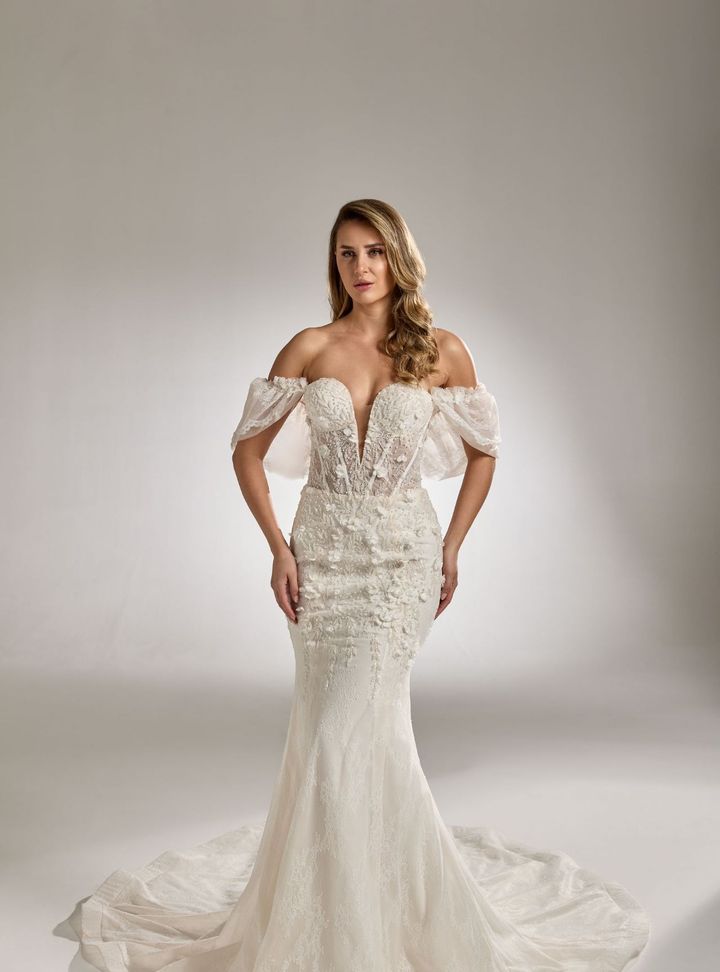 RB-60 Balık Kesim Tarlatansız Göğüs Dekolteli Gelinlik