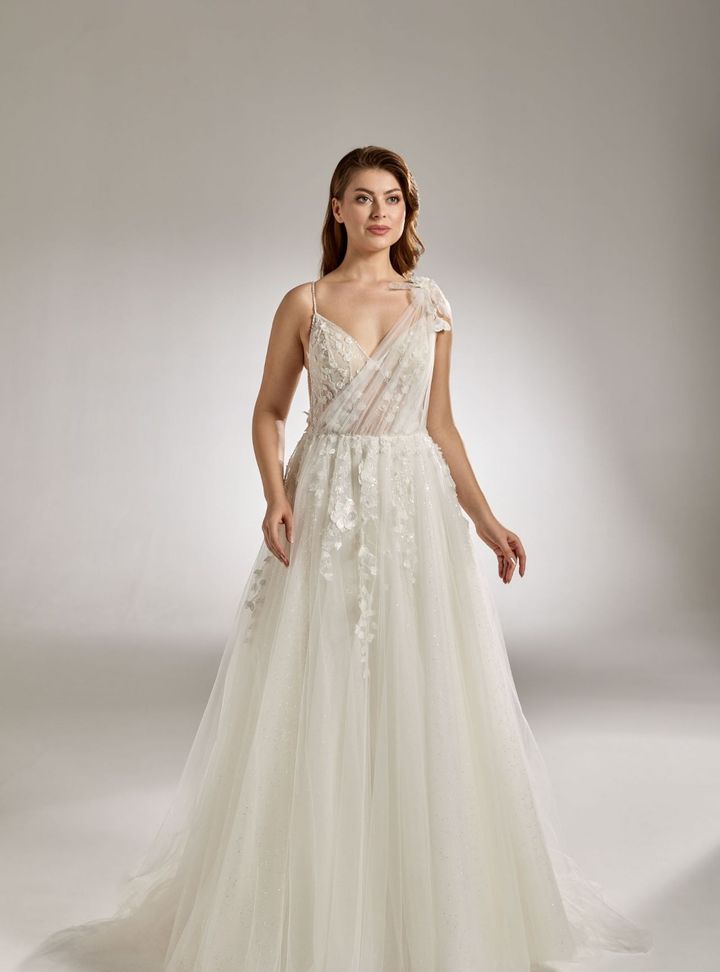 RB-77 A Kesim Bohem Sırt Dekolteli Gelinlik