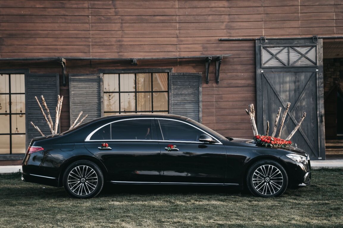 Timak Limousine