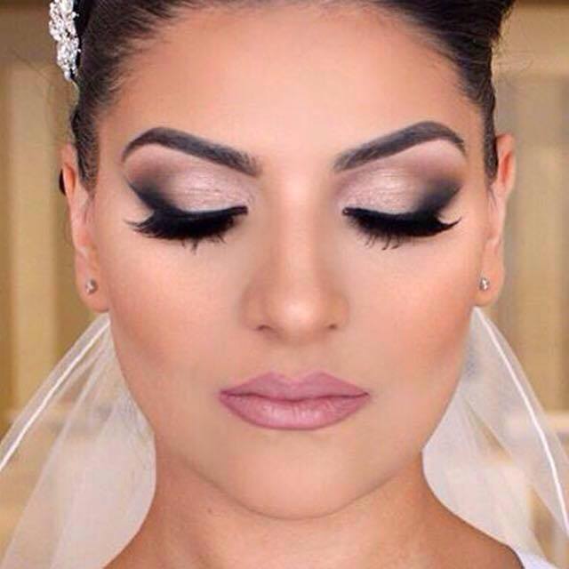 Gül Şutanrıkulu Makeup Artist