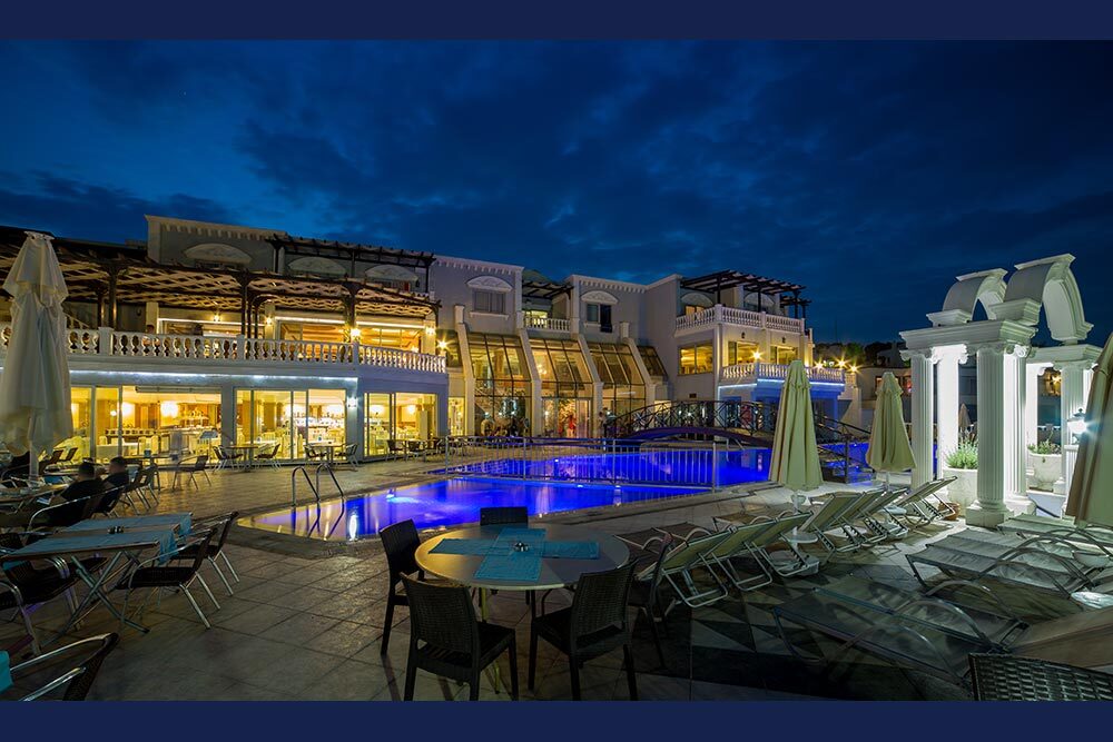 New Port Hotel