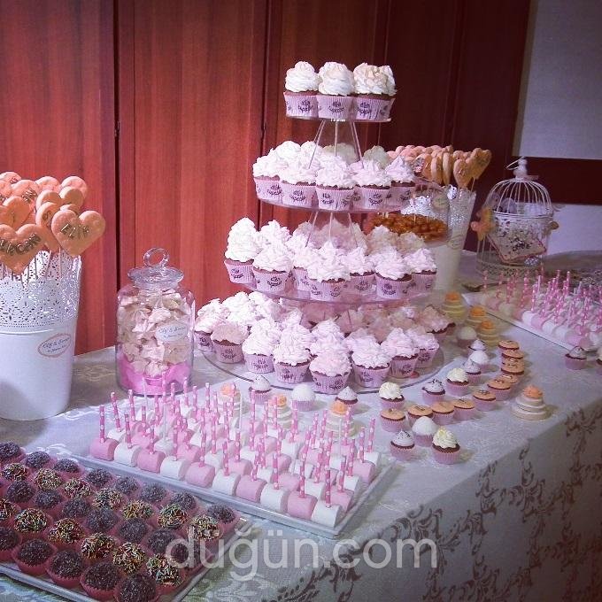 D'lish Cupcake