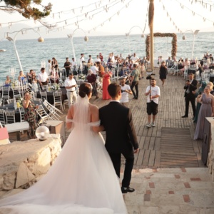 Miracle Wedding House