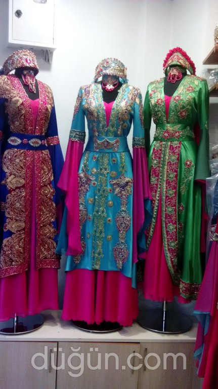 Simelya Kına Kıyafetleri