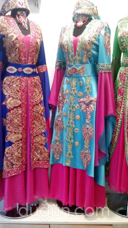 Simelya Kına Kıyafetleri