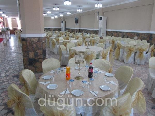 Kaya Düğün Salonu