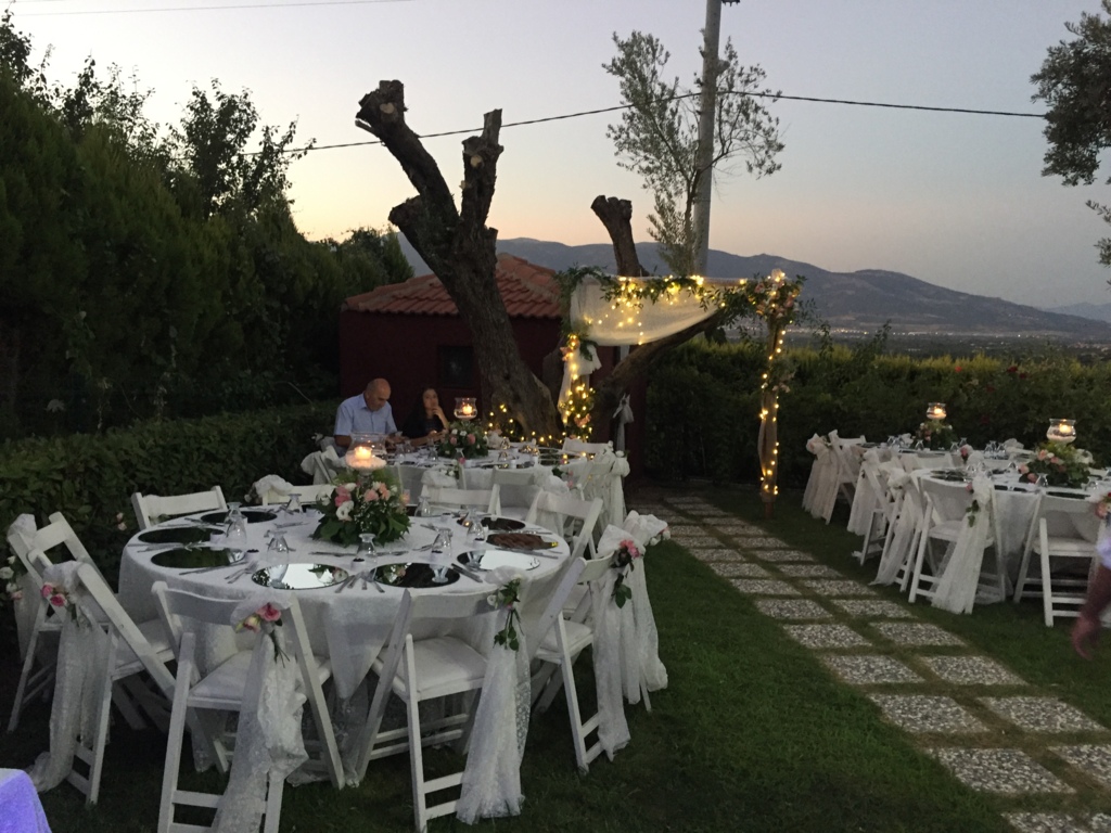 Kuzuoğlu Kır Bahçesi