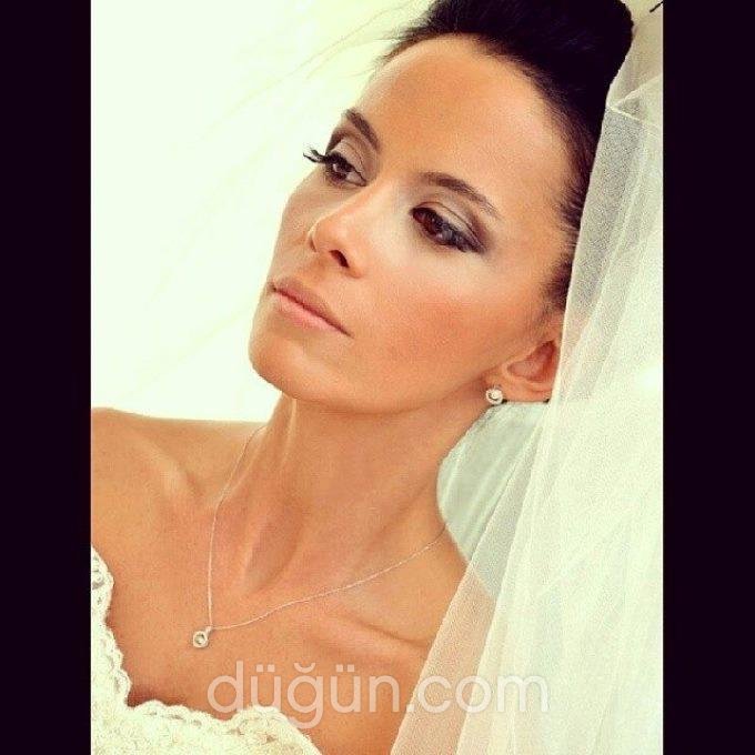 Cüneyt Ayla Kuaför