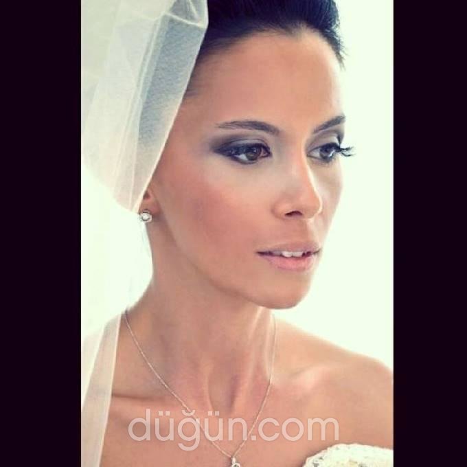 Cüneyt Ayla Kuaför