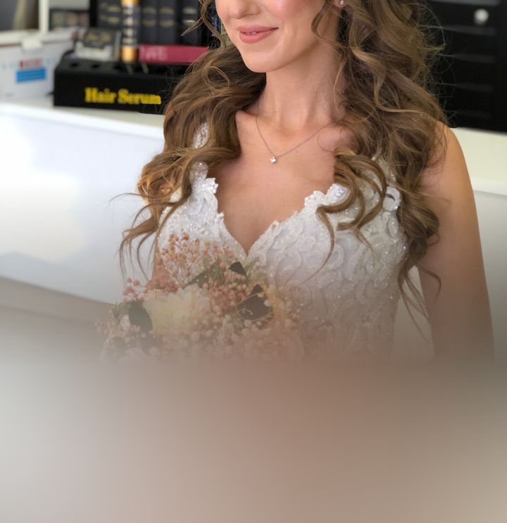 Yunus Çelik Hair Make Up Studio