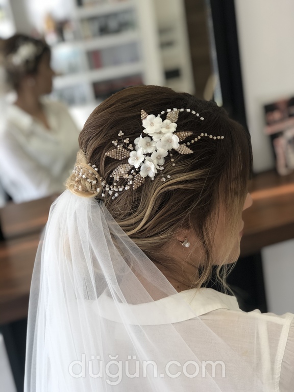Yunus Çelik Hair Make Up Studio