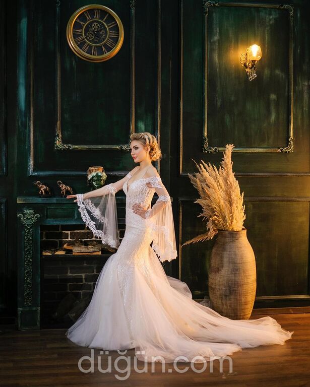 MYH 13 Balık Kesim Sırt Dekolteli Düşük Omuz Gelinlik 2