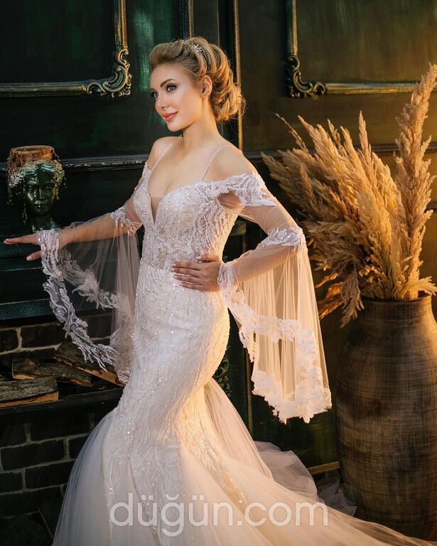 MYH 13 Balık Kesim Sırt Dekolteli Düşük Omuz Gelinlik 1