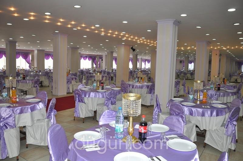 Zarifler 3 Düğün Sarayı