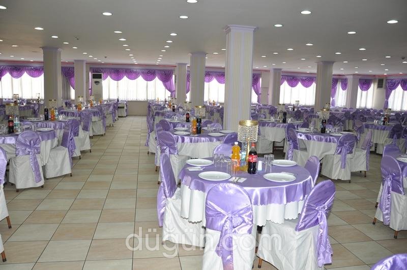 Zarifler 3 Düğün Sarayı