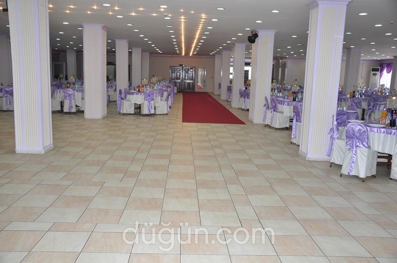 Zarifler 3 Düğün Sarayı