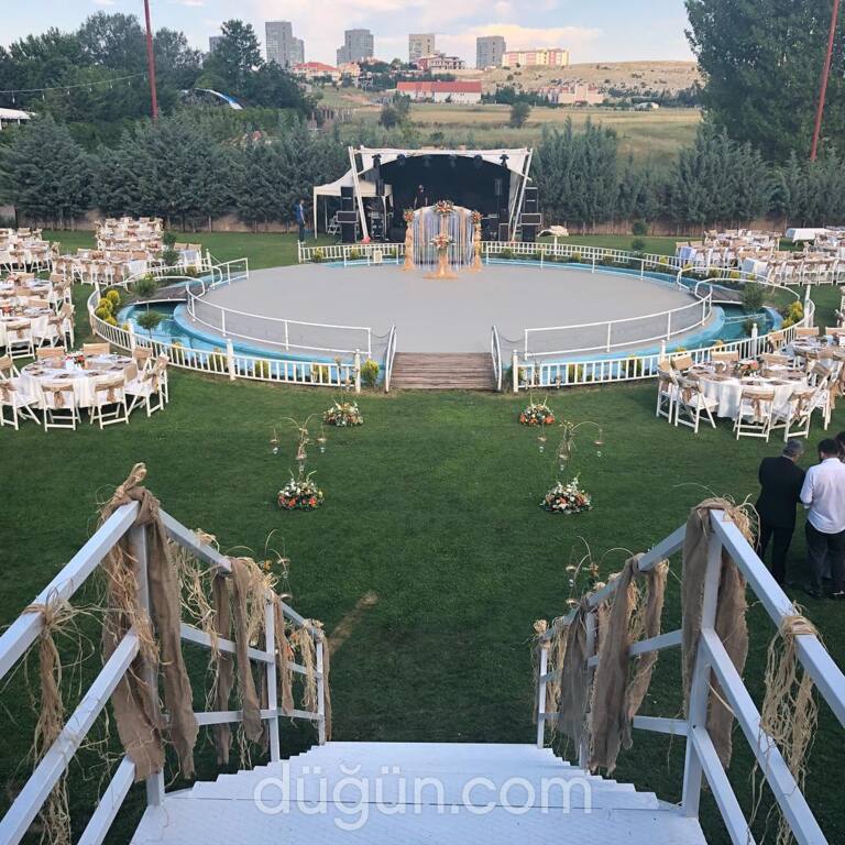 Turkuaz Kır Bahçesi