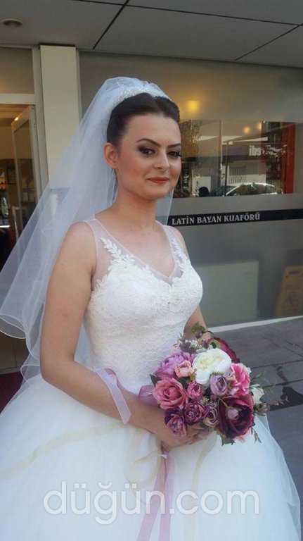 Platin Bayan Kuaförü